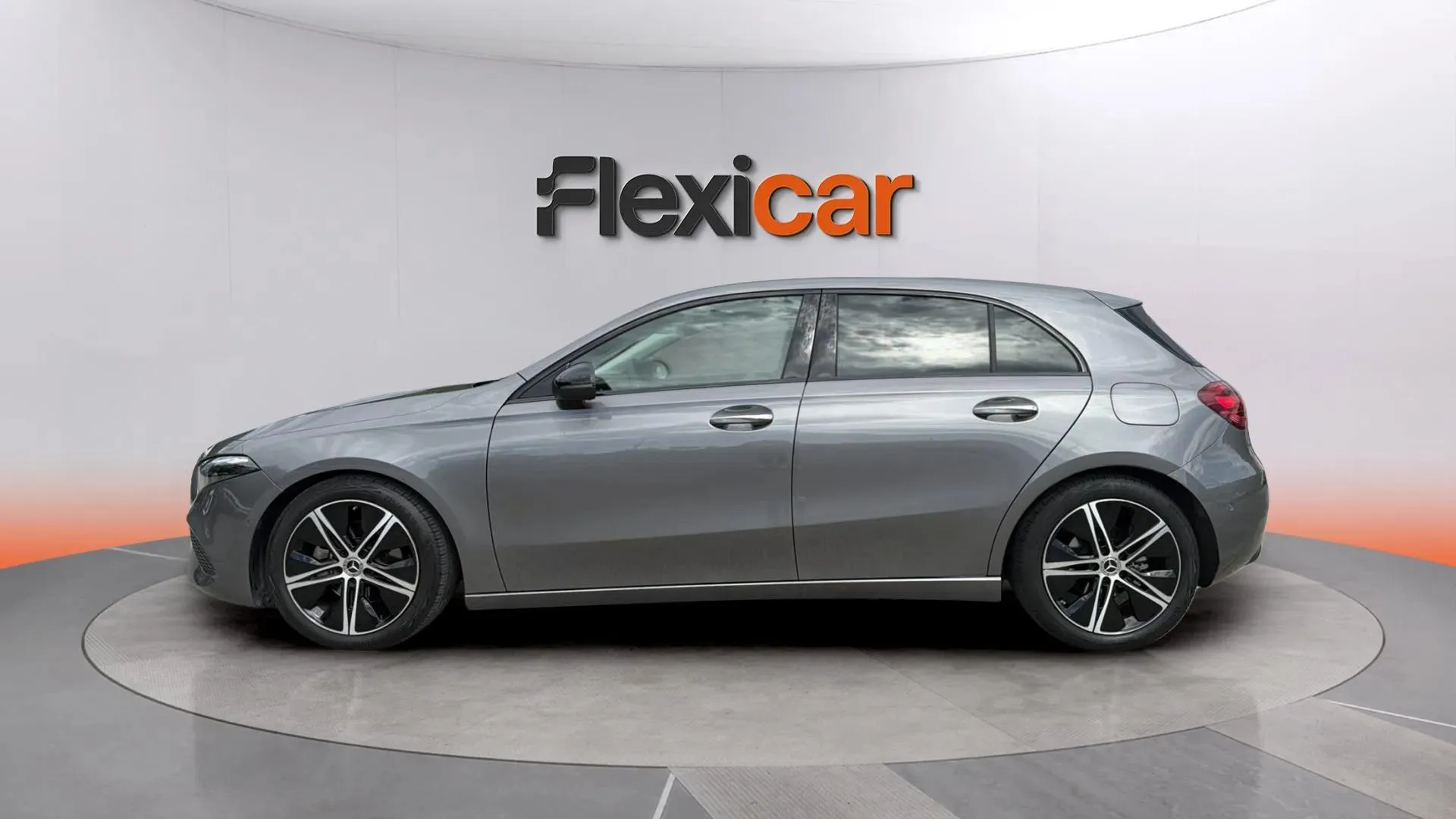 Mercedes-Benz Clase A A 180 - foto 8