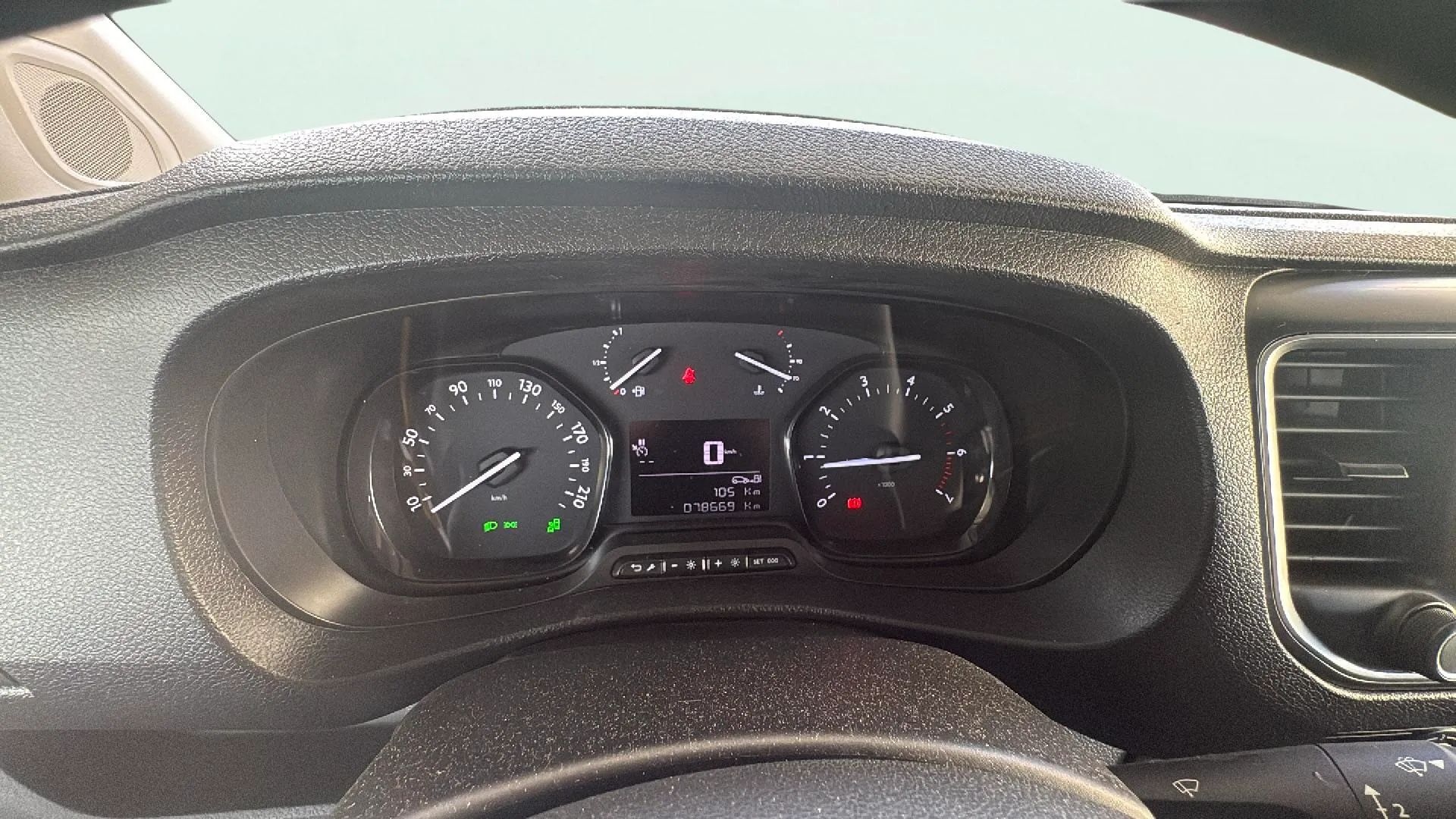 Opel Vivaro 2.0 D L Inc Innovation DC - foto 10