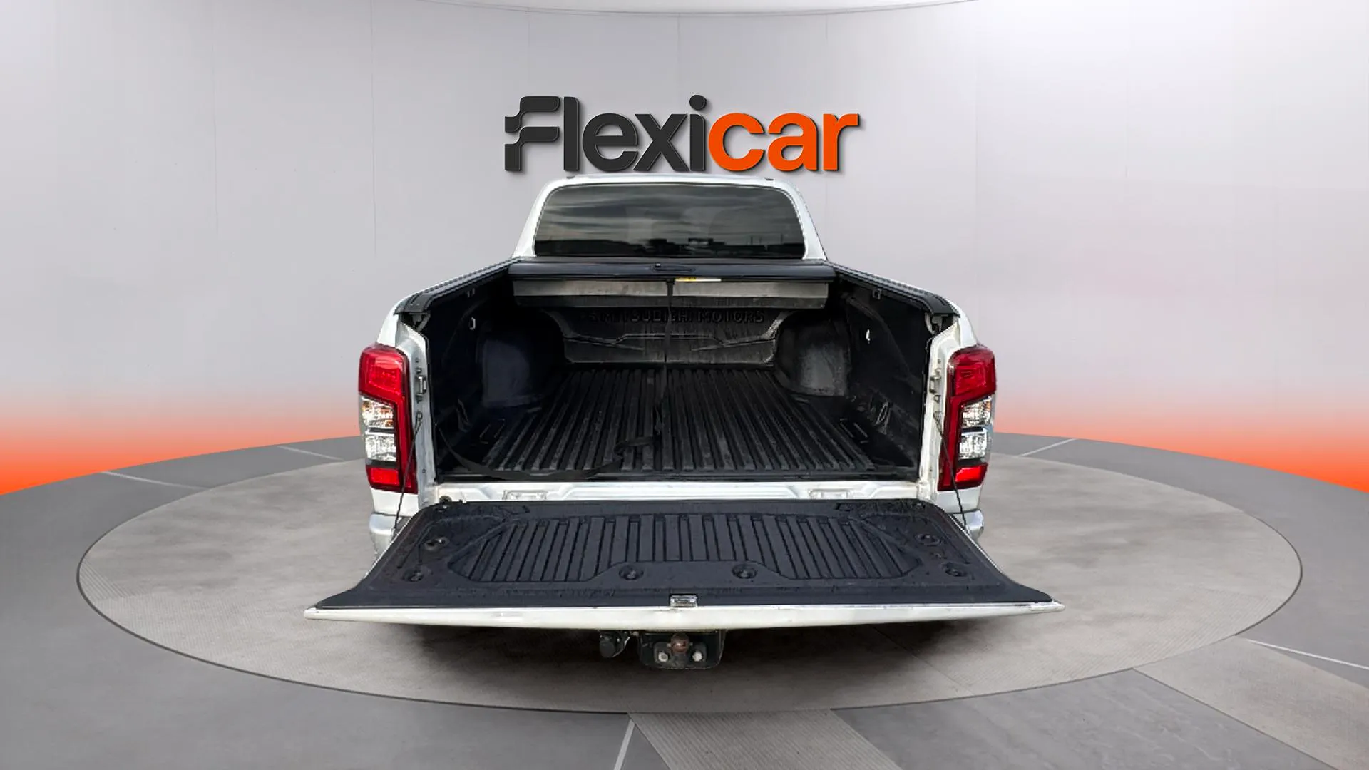 Mitsubishi L200 D/C 220 DI-D Motion - foto 9
