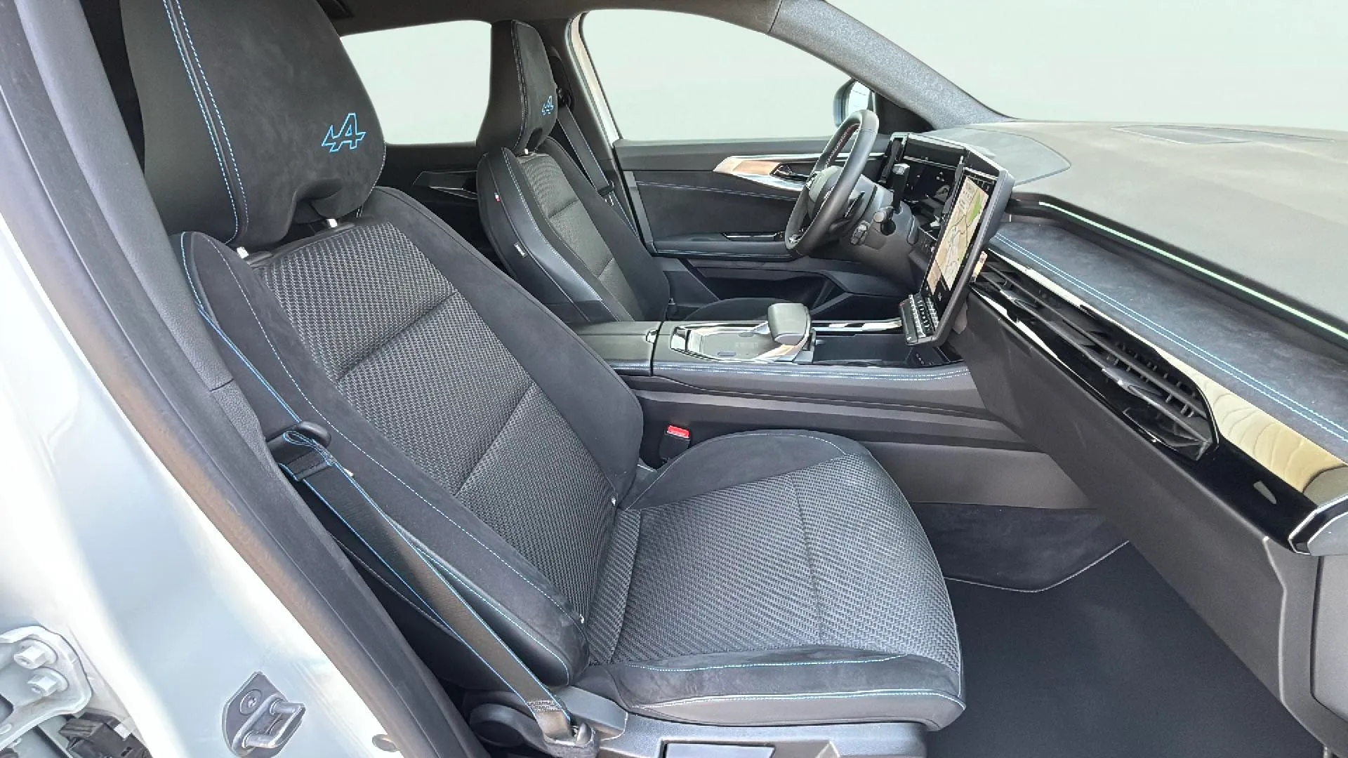 Renault Austral Techno Esprit Alpin Mild Hybrid - foto 14