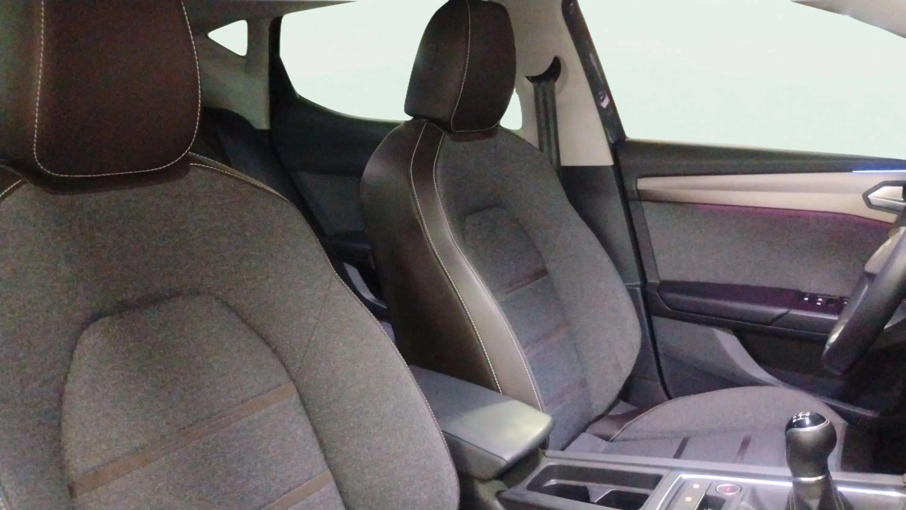 SEAT León 1.5 TSI Xcellence - foto 10
