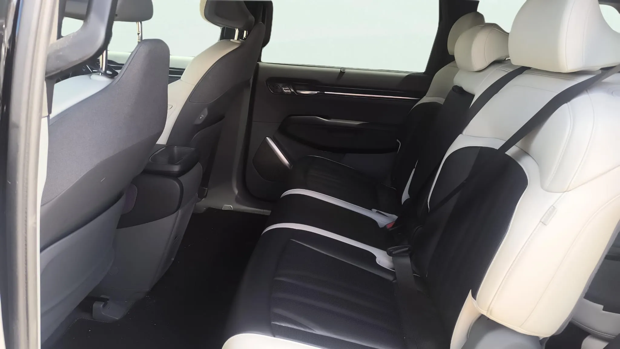Kia EV9 GT-Line 99 - foto 11