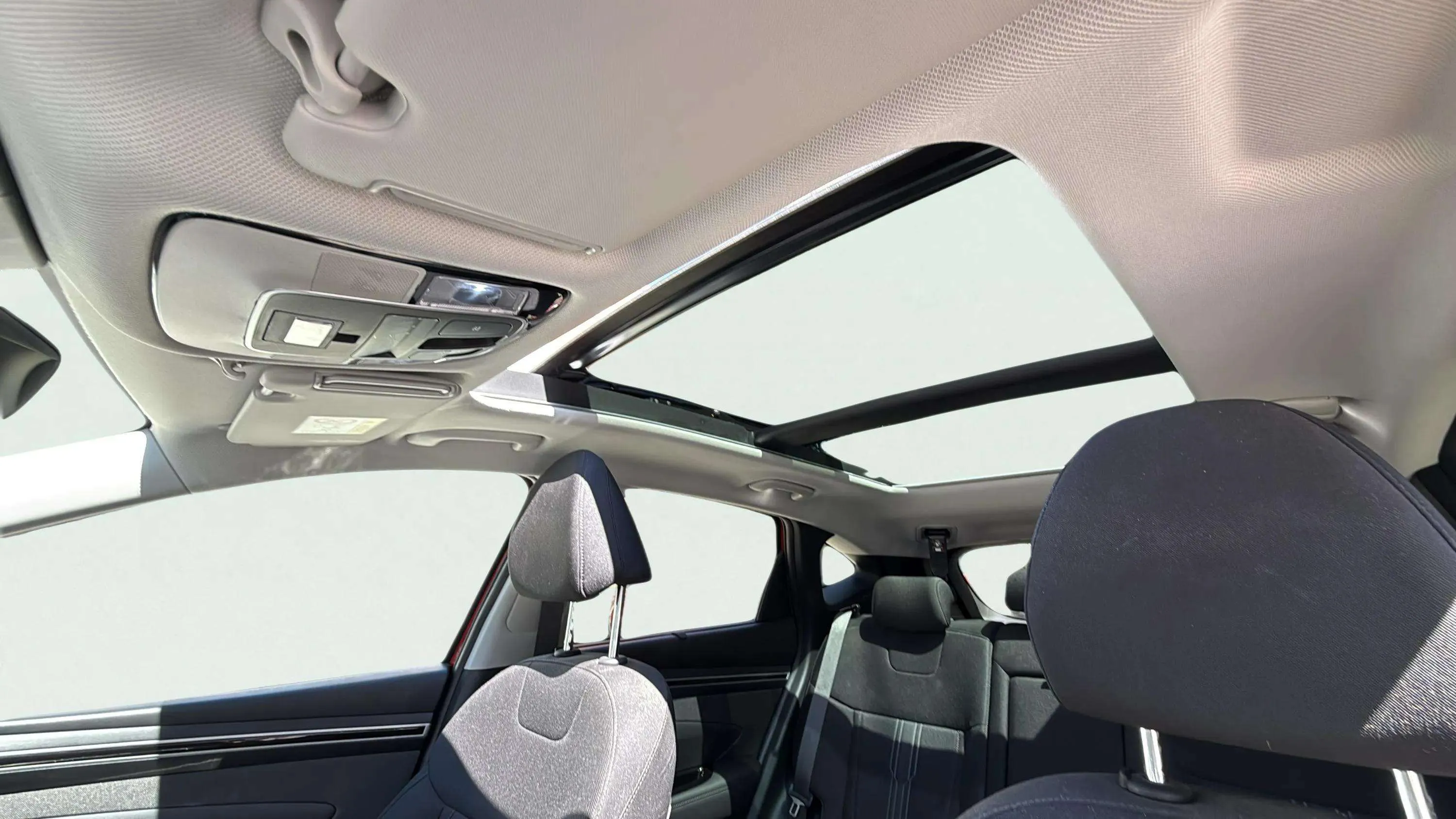 Hyundai Tucson 1.6 T-GDi PHEV Tecno Sky 4x4 - foto 12