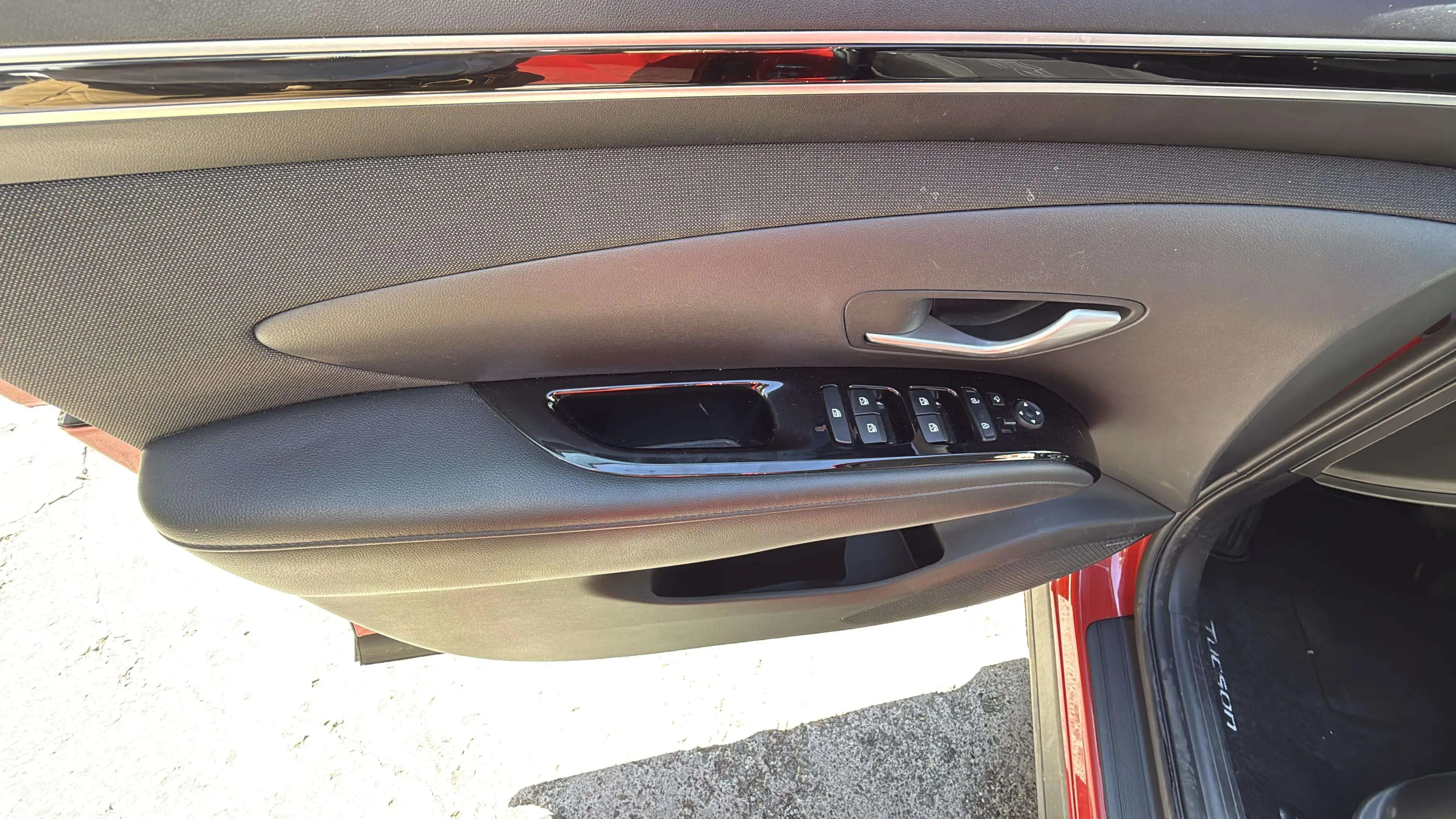 Hyundai Tucson 1.6 T-GDi PHEV Tecno Sky 4x4 - foto 13