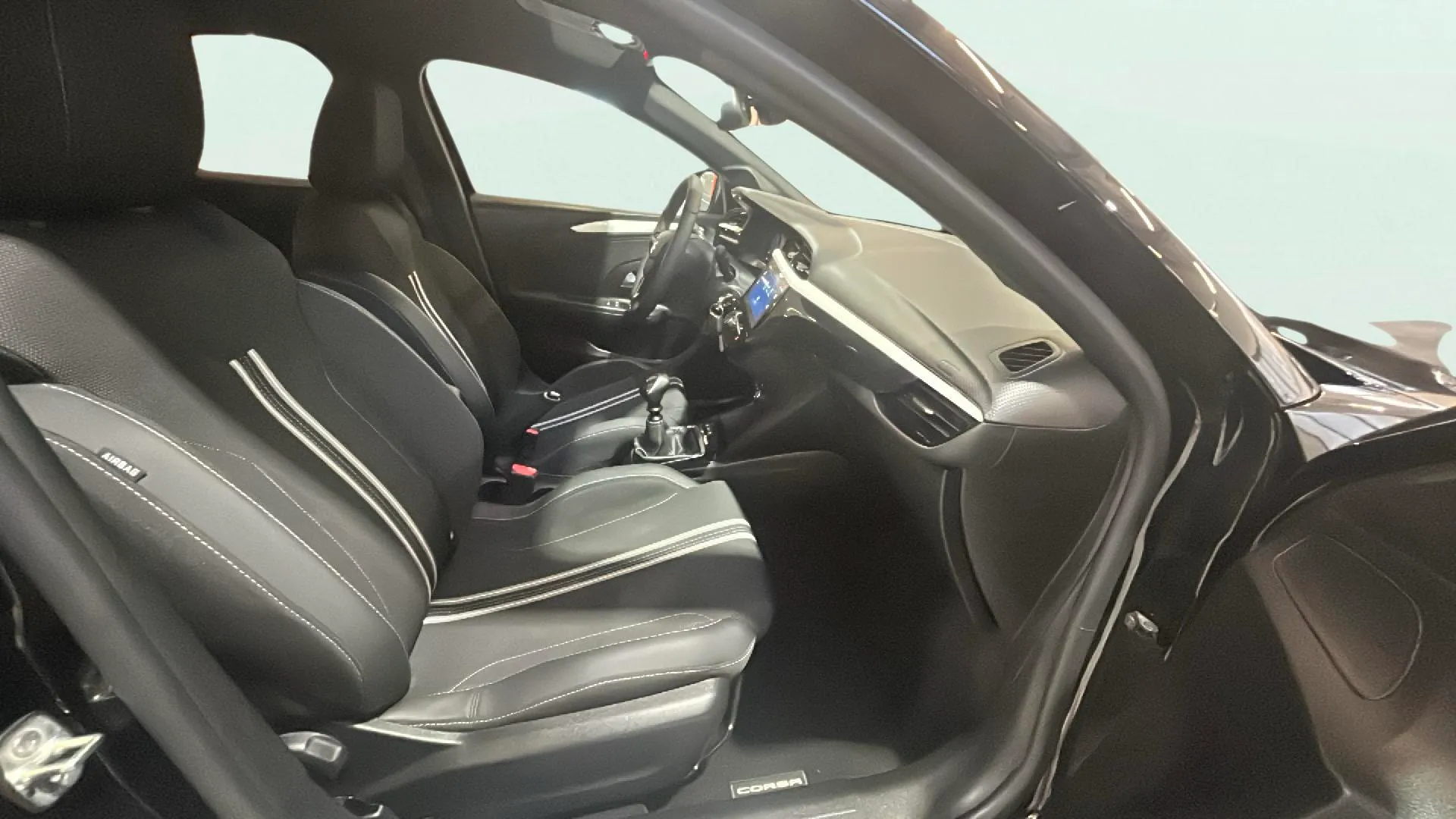 Opel Corsa 1.2T XHL GS - foto 13