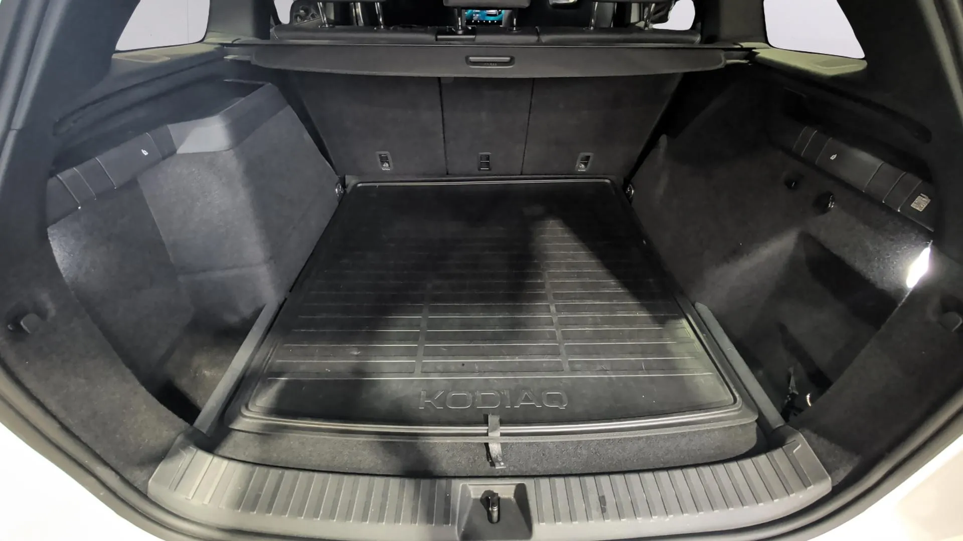 Škoda Kodiaq 1.5 TSI DSG PHEV Design - foto 24