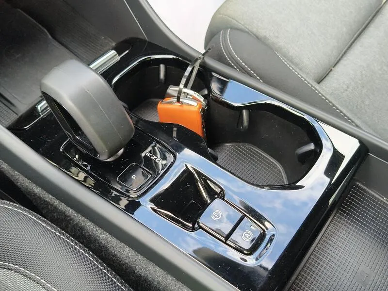 Volvo XC40 1.5 T5 Recharge PHEV Bright - foto 13