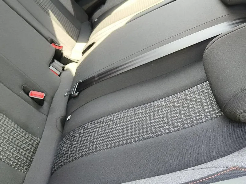 Peugeot 3008 1.5 BlueHDi Active Pack - foto 35