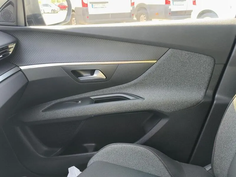 Peugeot 3008 1.5 BlueHDi Active Pack - foto 21