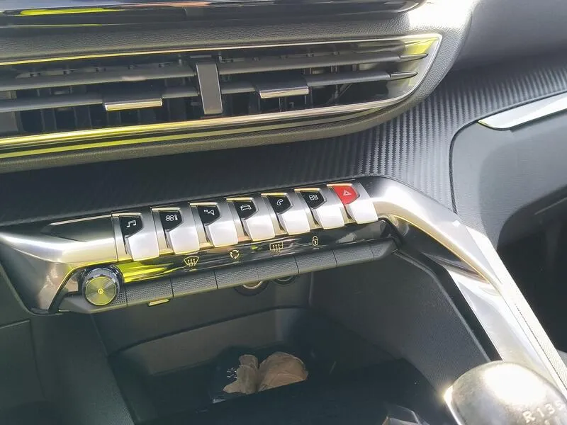 Peugeot 3008 1.5 BlueHDi Active Pack - foto 12