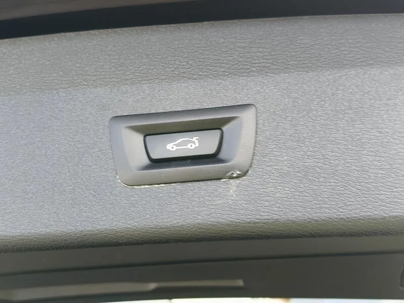 BMW X1 sDrive16d Business - foto 40