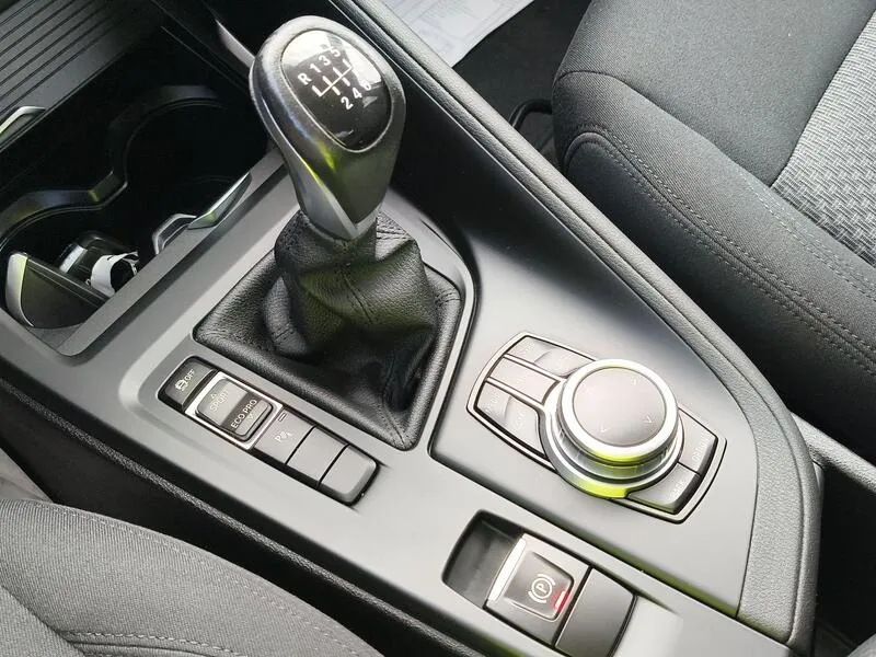BMW X1 sDrive16d Business - foto 13