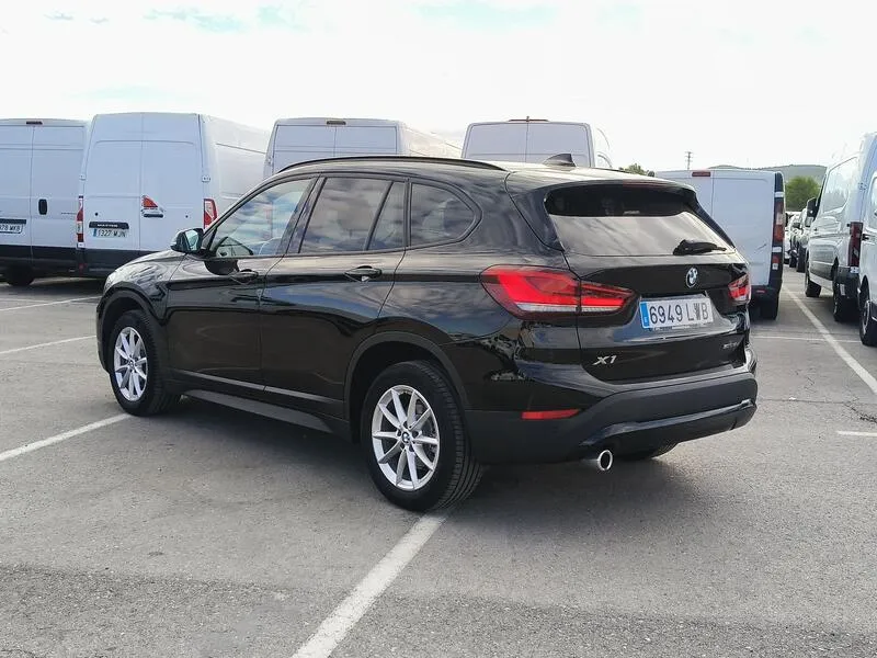 BMW X1 sDrive16d Business - foto 4
