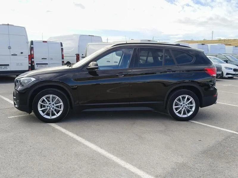 BMW X1 sDrive16d Business - foto 3