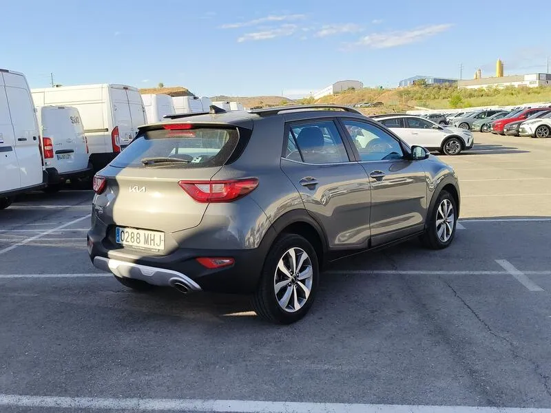 Kia Stonic 1.0 T-GDi MHEV iMT Drive - foto 6