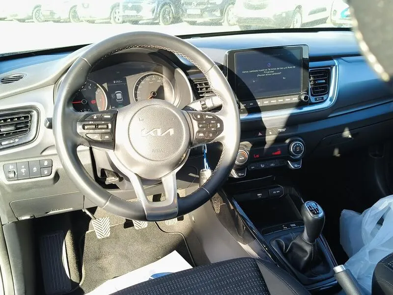 Kia Stonic 1.0 T-GDi MHEV iMT Drive - foto 10