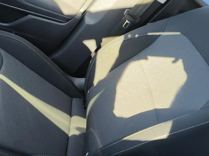 Škoda Fabia 1.0 TSI Emotion - foto 21