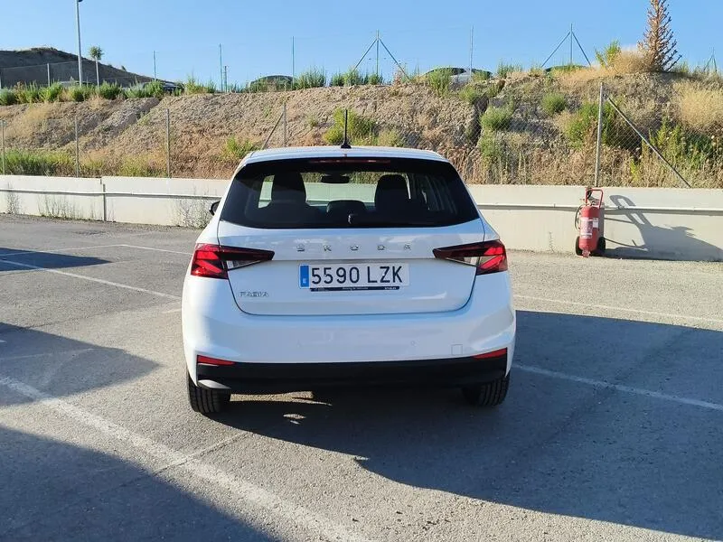 Škoda Fabia 1.0 TSI Emotion - foto 5