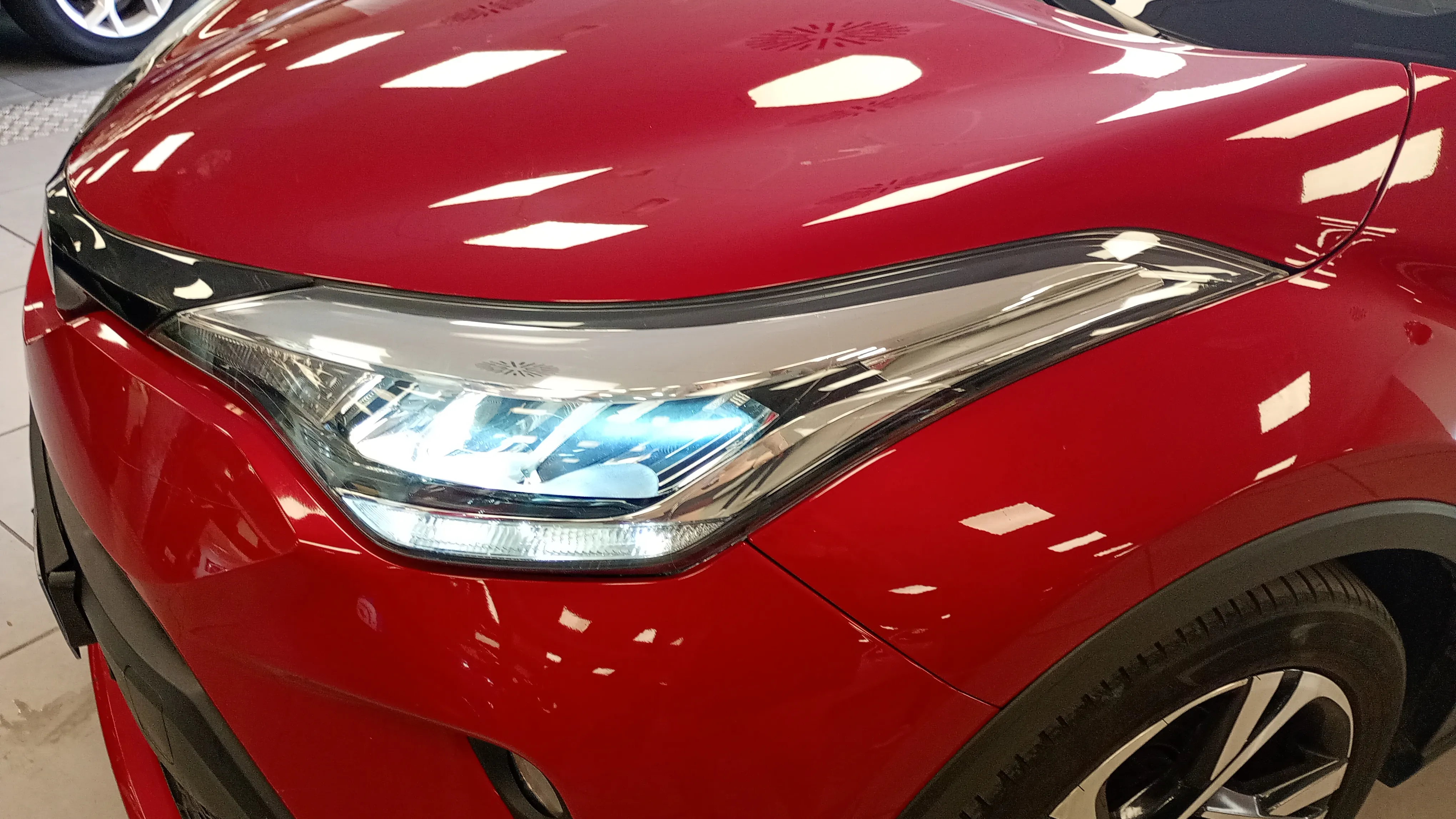 Toyota C-HR 2.0 180H Advance - foto 7