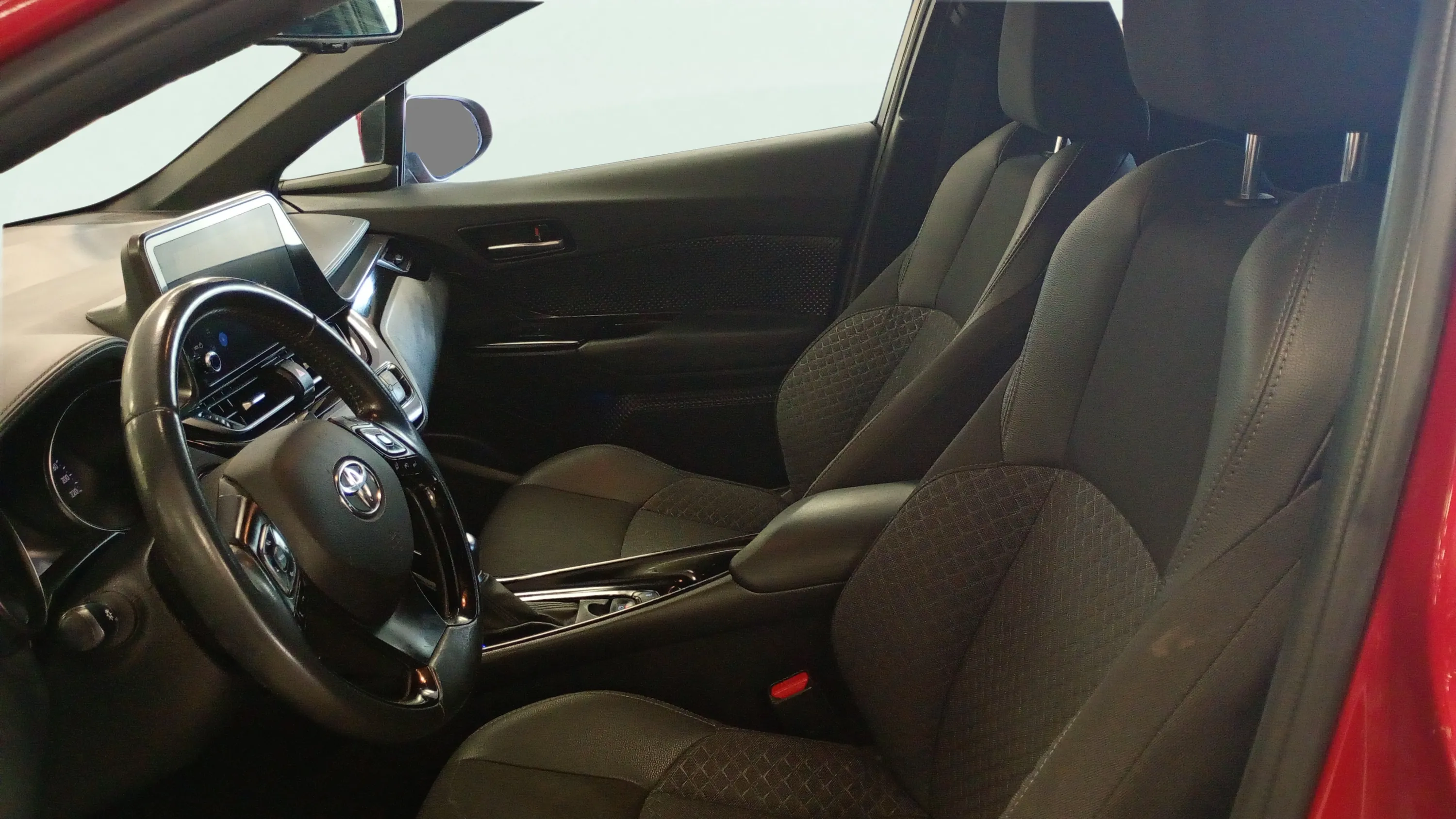 Toyota C-HR 2.0 180H Advance - foto 12