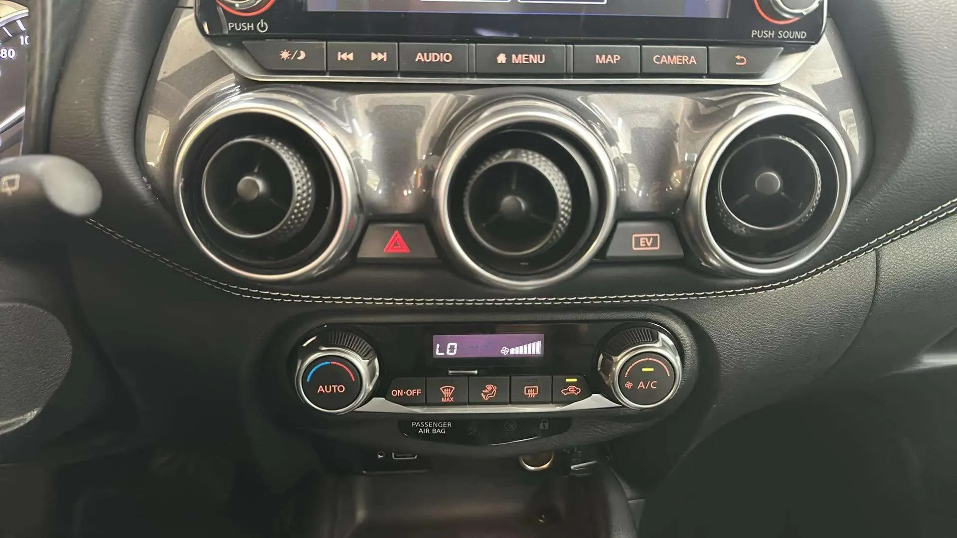 Nissan Juke 1.6 Hybrid N-Connecta - foto 14