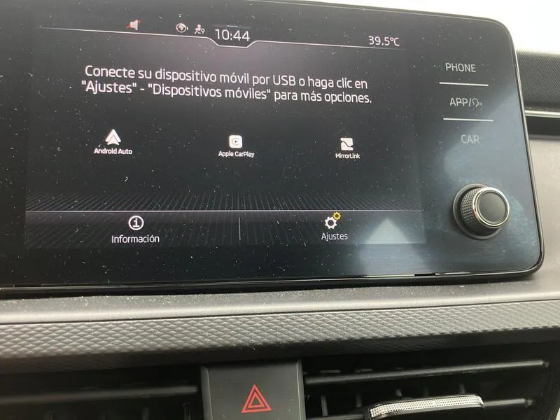 Škoda Kamiq 1.0 TSI DSG Ambition - foto 41
