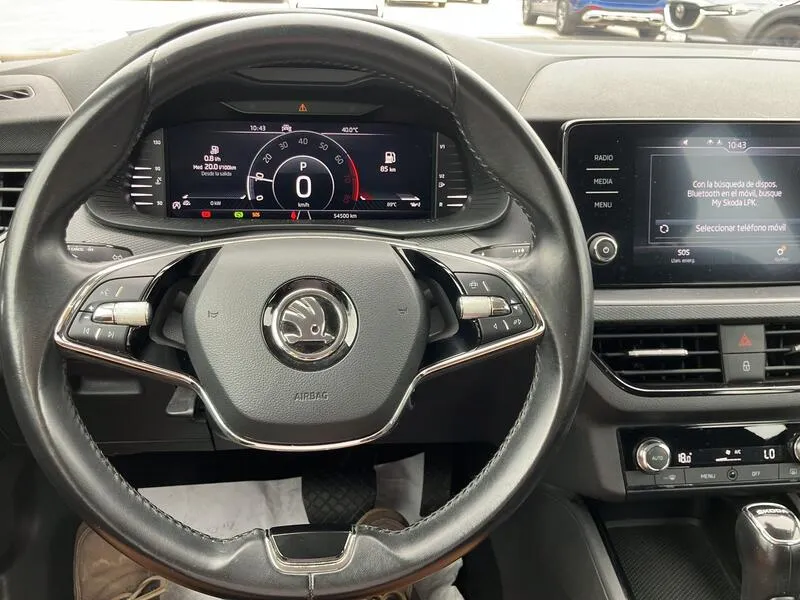 Škoda Kamiq 1.0 TSI DSG Ambition - foto 33