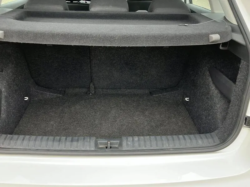 Škoda Kamiq 1.0 TSI DSG Ambition - foto 17