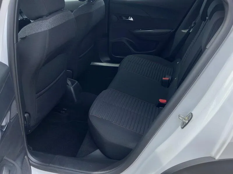 Peugeot 2008 Active PureTech - foto 15