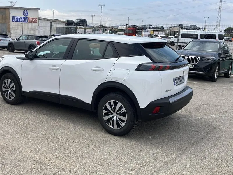 Peugeot 2008 Active PureTech - foto 4