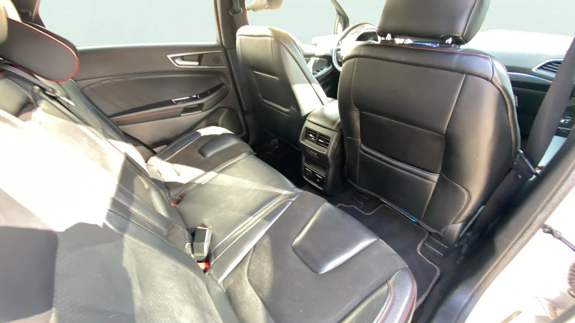 Ford Edge 2.0 TDCi ST-Line 4WD Pow - foto 19