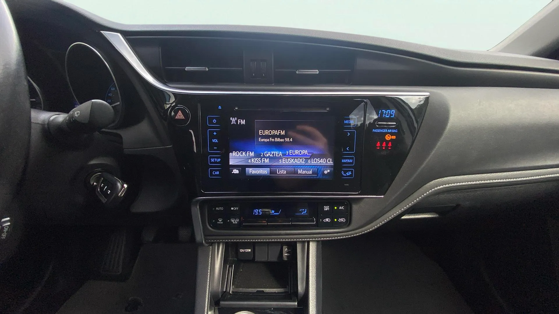 Toyota Auris 1.2 120T Feel! - foto 13