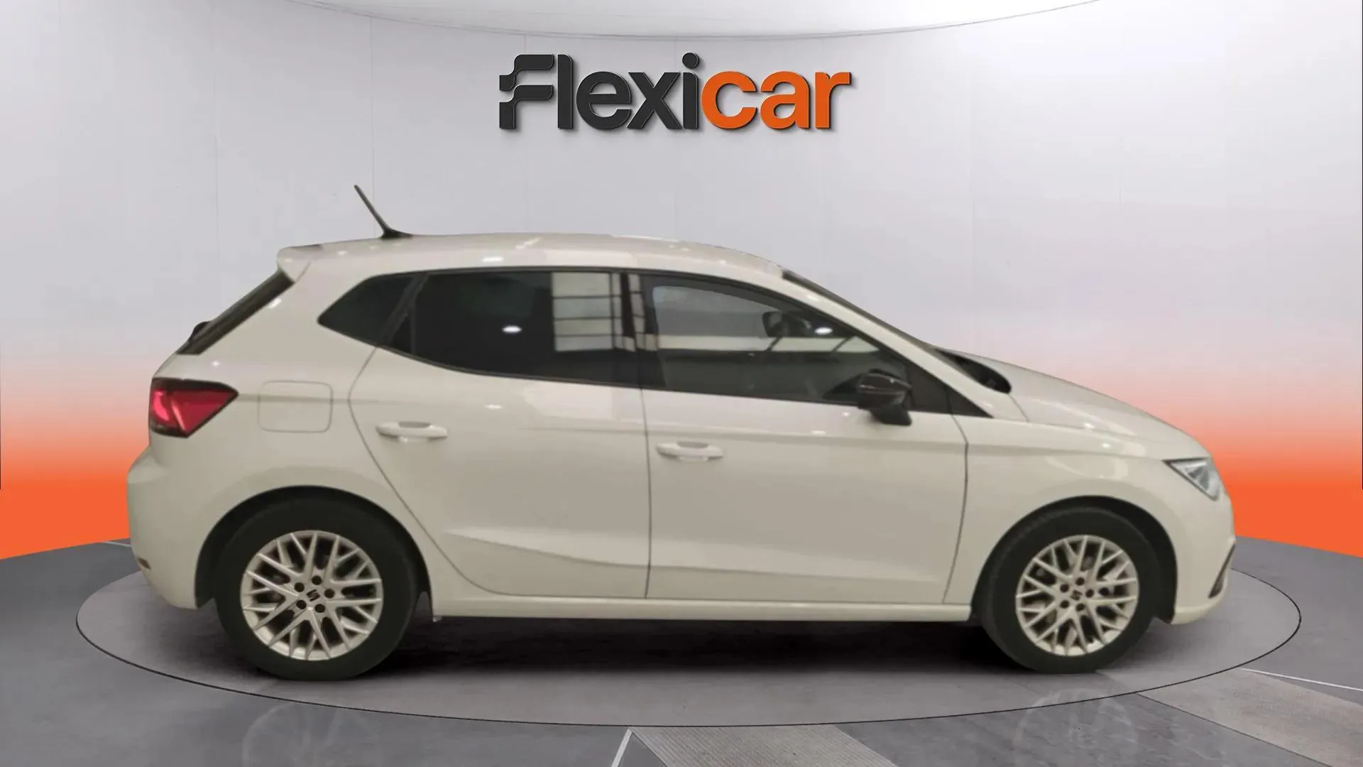 SEAT Ibiza 1.0 TSI FR Salta - foto 7