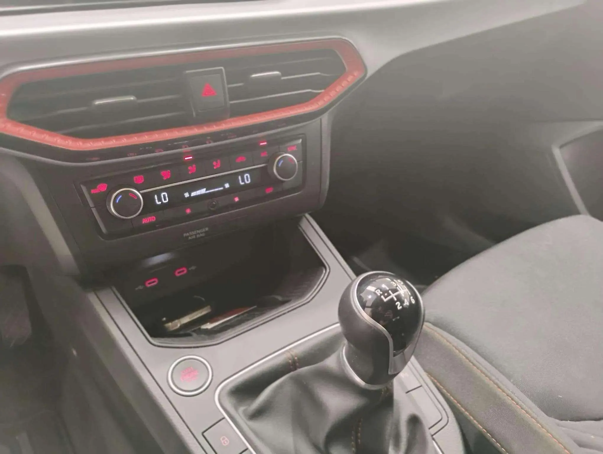SEAT Ibiza 1.0 TSI FR Salta - foto 14
