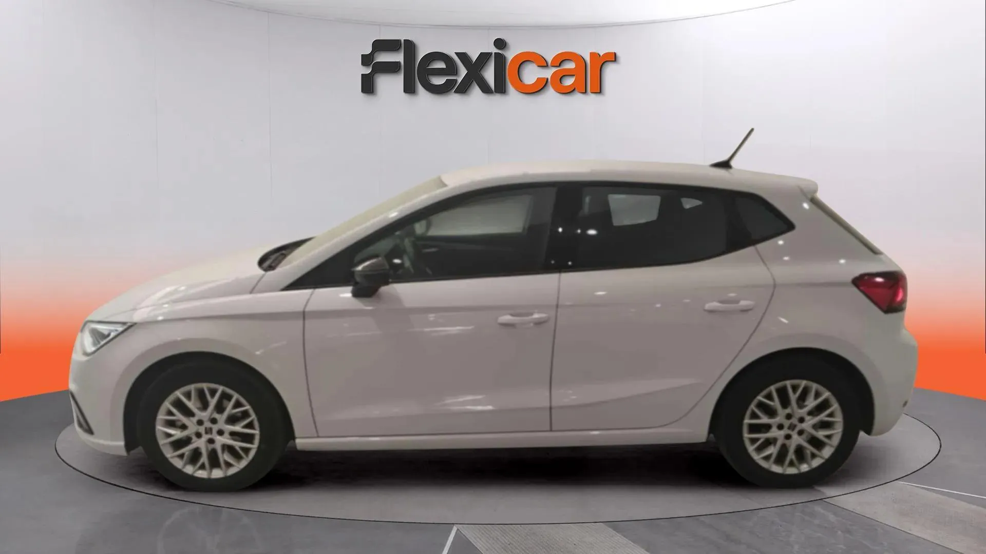 SEAT Ibiza 1.0 TSI FR Salta - foto 3