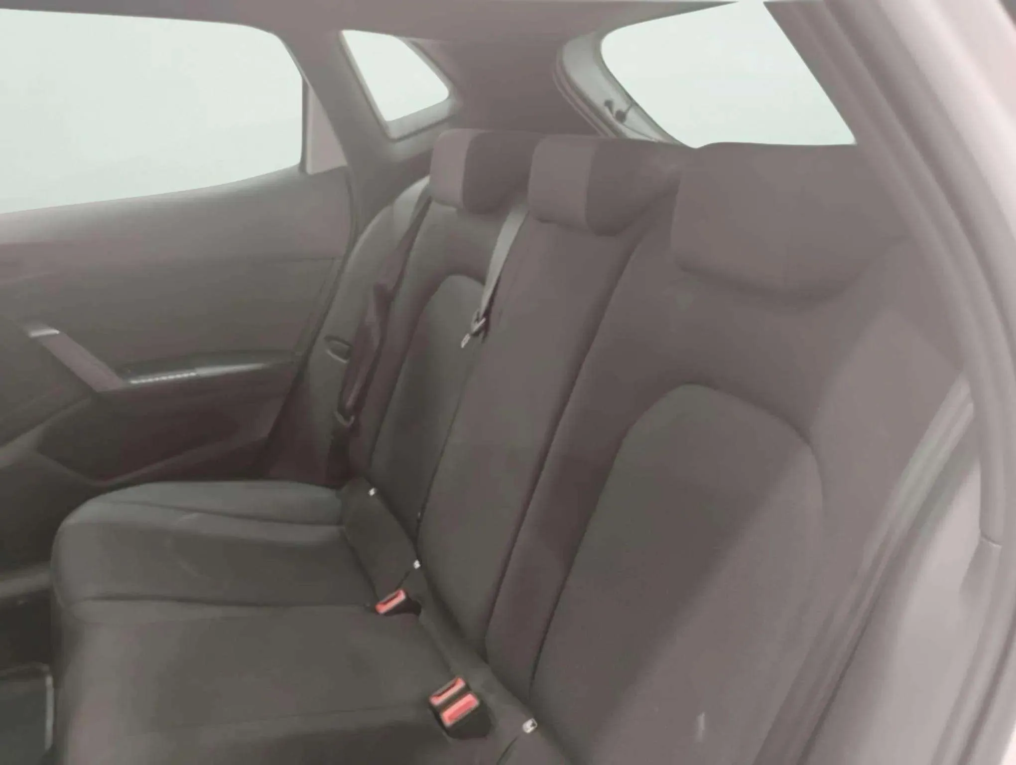 SEAT Ibiza 1.0 TSI FR Salta - foto 12