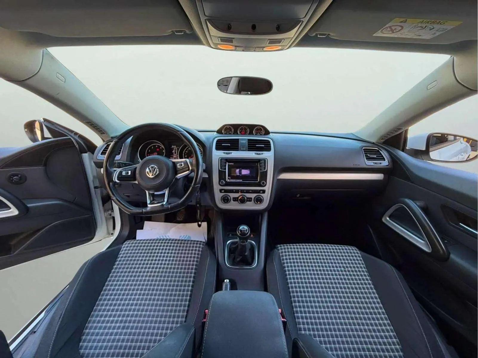 Volkswagen Scirocco R-Line 1.4 TSI BMT - foto 9