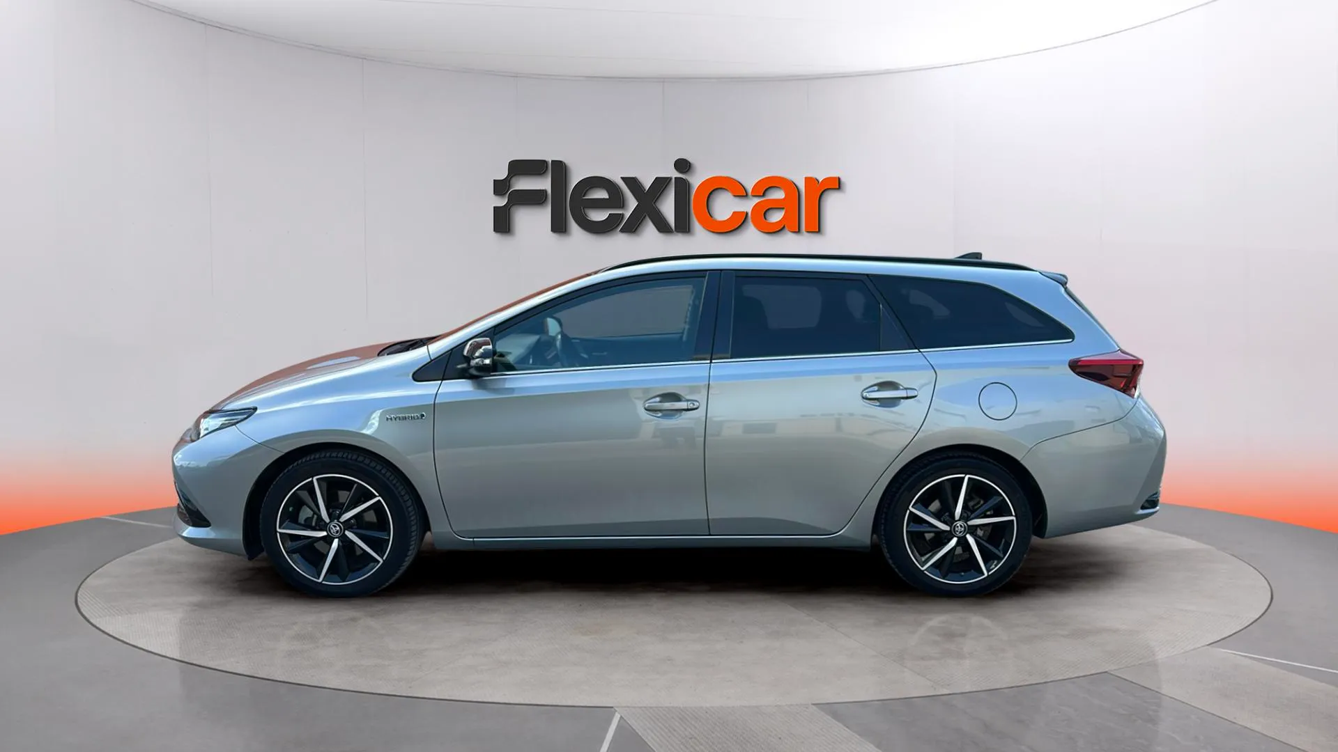 Toyota Auris 1.8 140H Active Touring Sports - foto 4