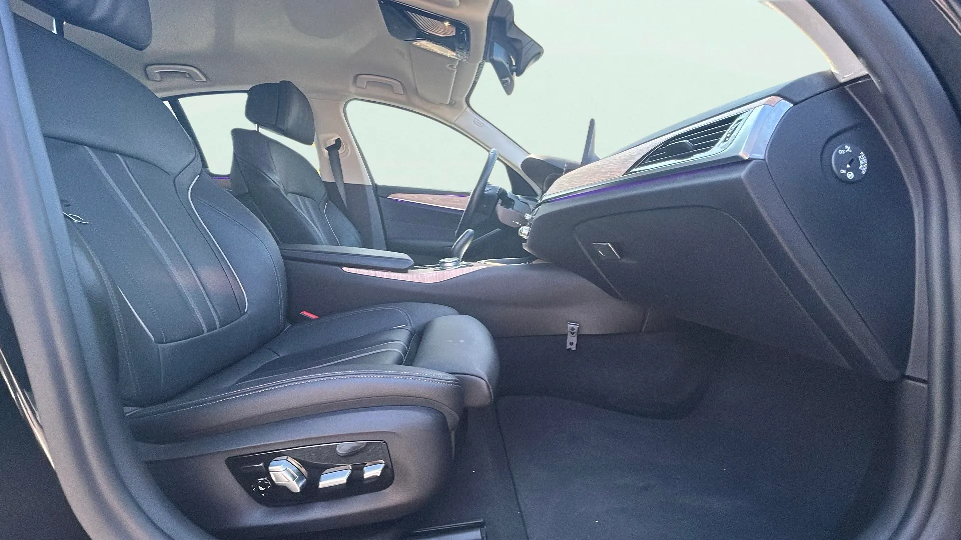 BMW Serie 5 520iA - foto 18