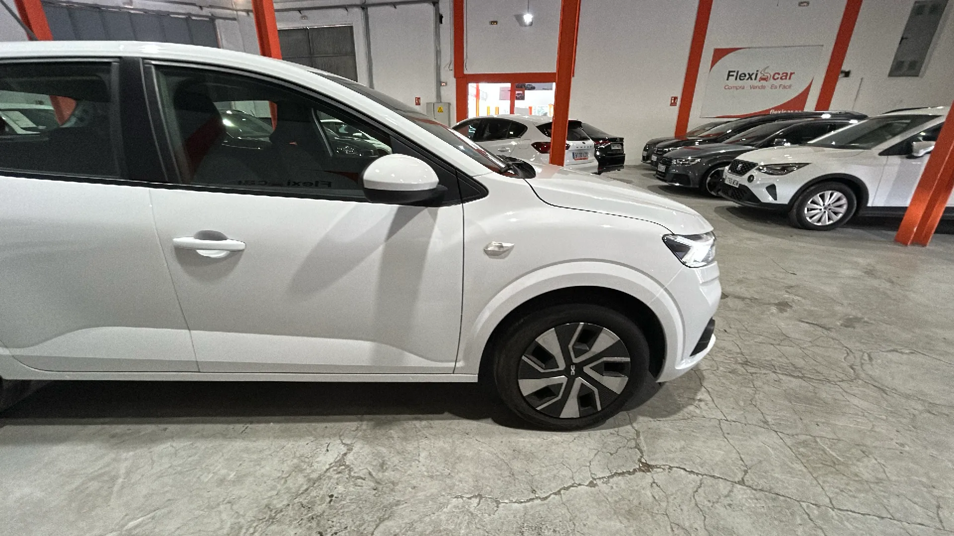 Dacia Sandero Essential ECO-G - foto 22