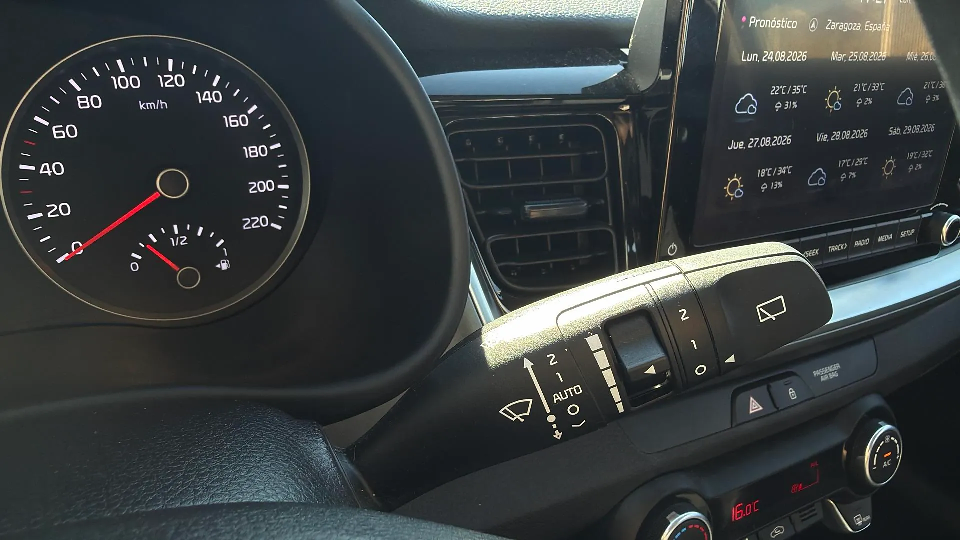 Kia Stonic 1.0 T-GDi MHEV Drive - foto 17