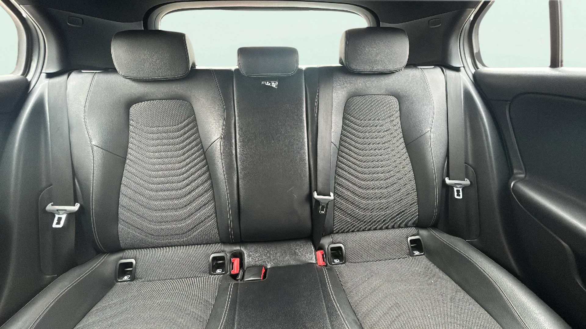Mercedes-Benz Clase A A 180 d - foto 21