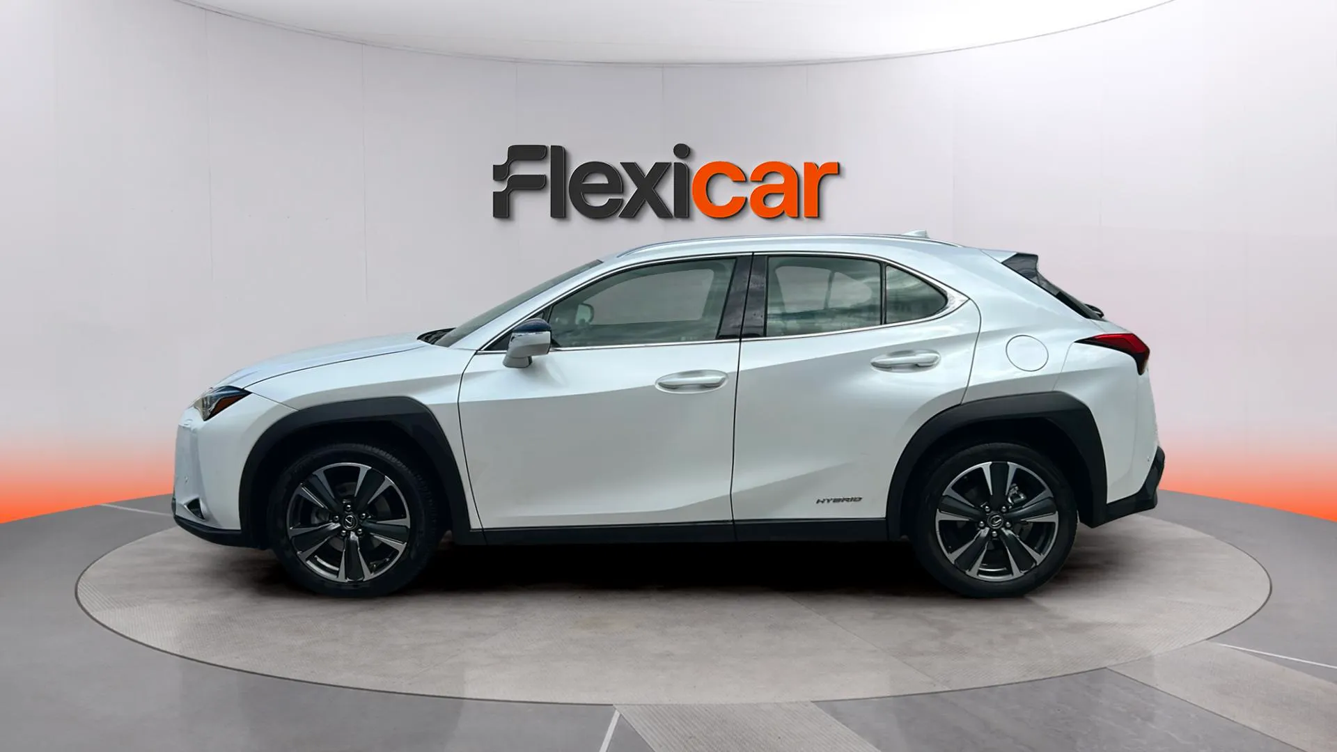 Lexus UX 2.0 250h Business - foto 8