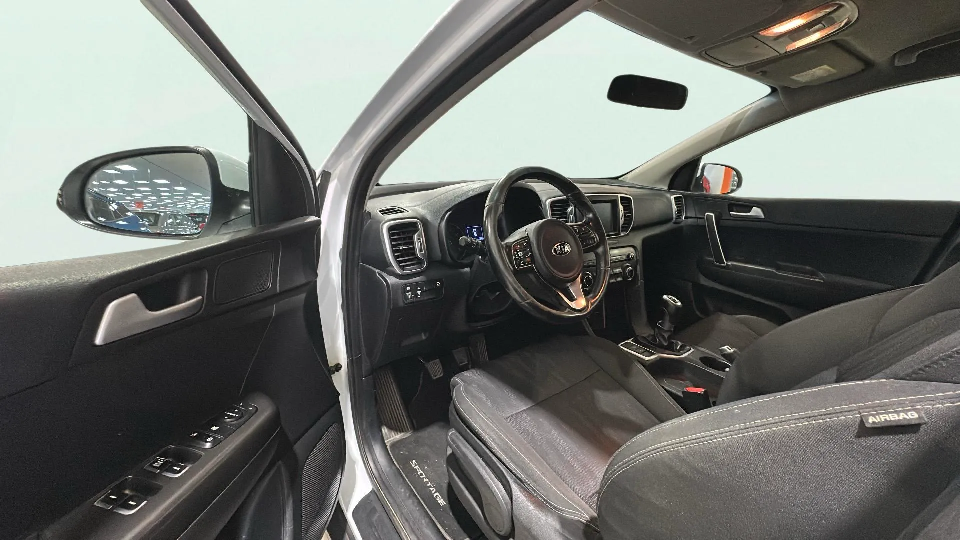 Kia Sportage 1.6 GDi Basic 4x2 - foto 21