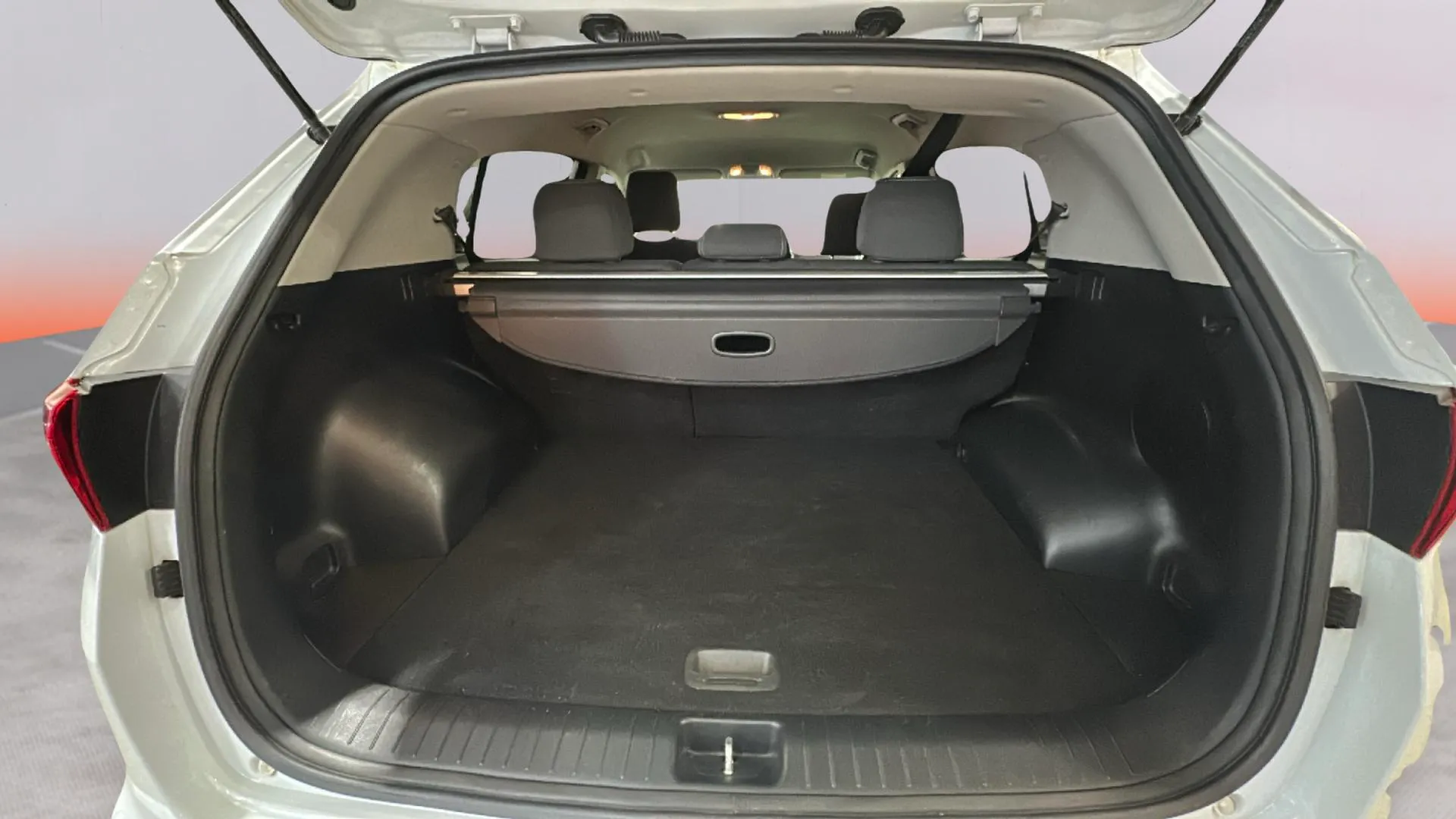 Kia Sportage 1.6 GDi Basic 4x2 - foto 28