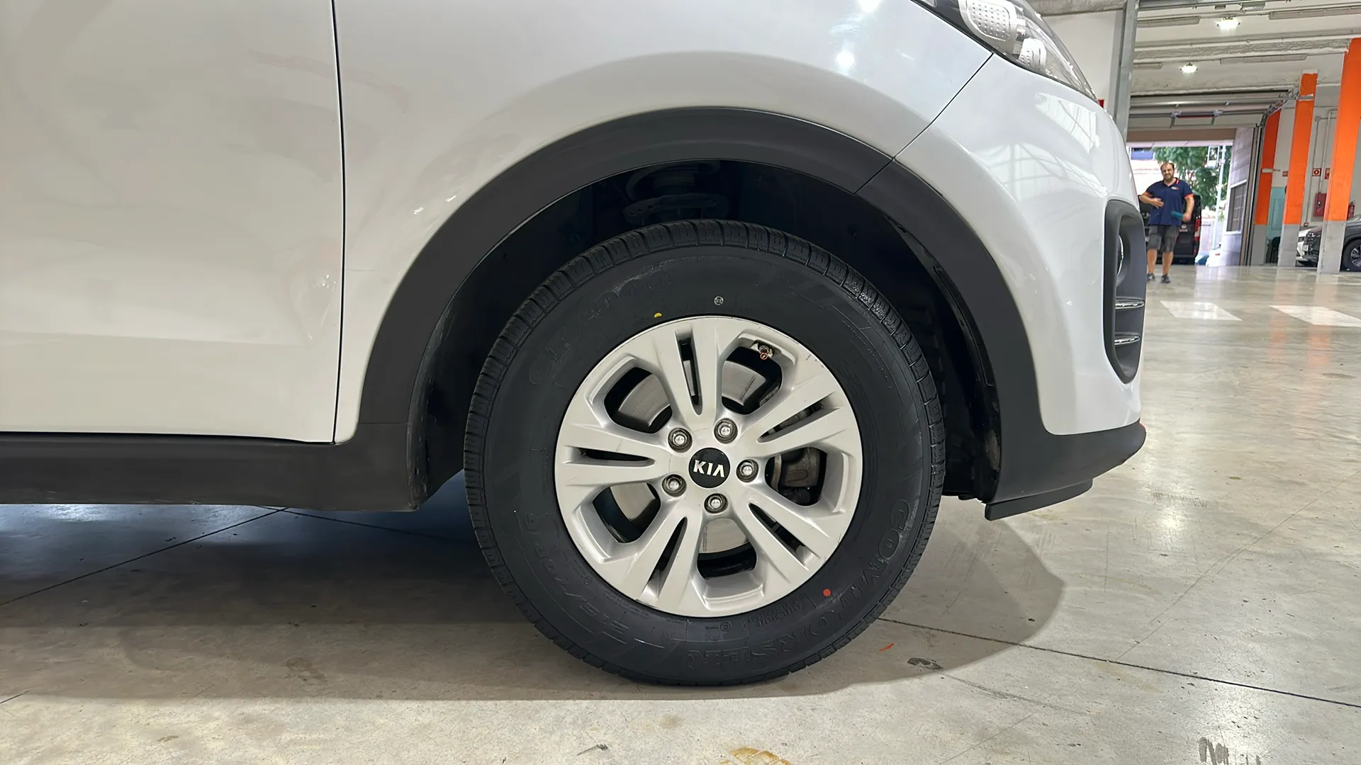 Kia Sportage 1.6 GDi Basic 4x2 - foto 29