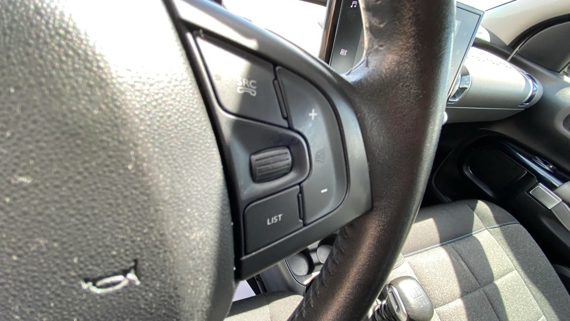Citroën C4 Cactus PureTech 110 C-Series - foto 22