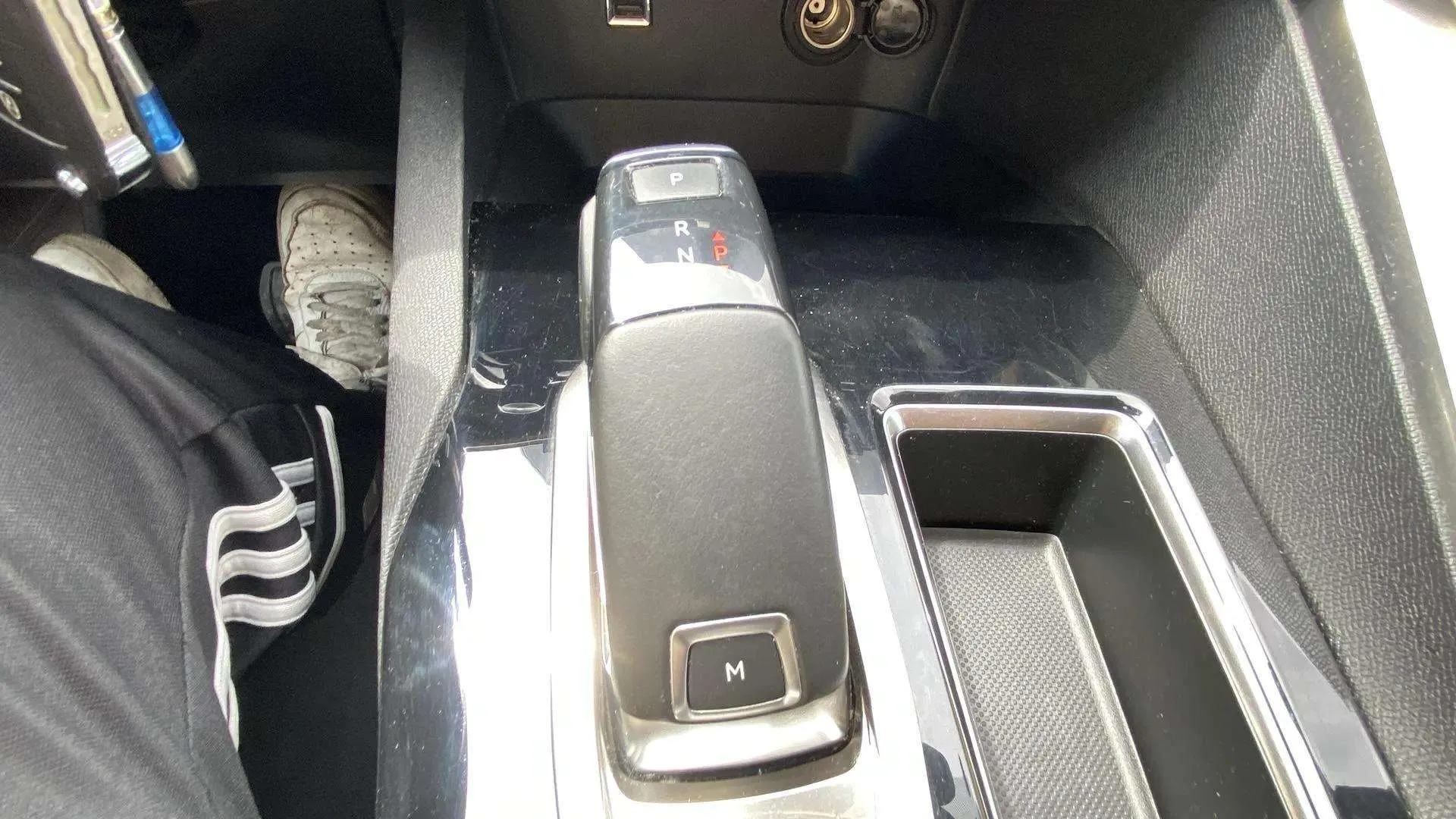 Peugeot 5008 Active BlueHDi EAT8 - foto 11