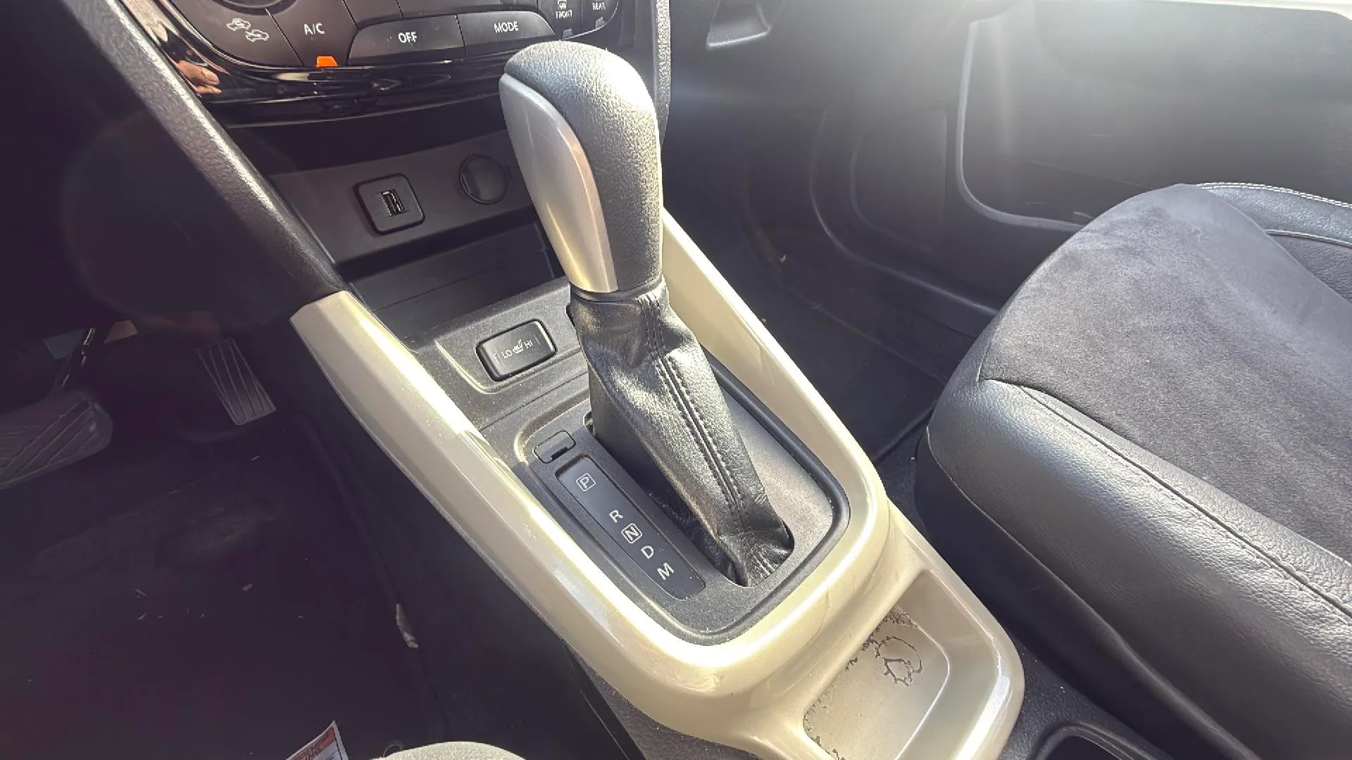 Suzuki Vitara 1.6 VVT GLX - foto 17