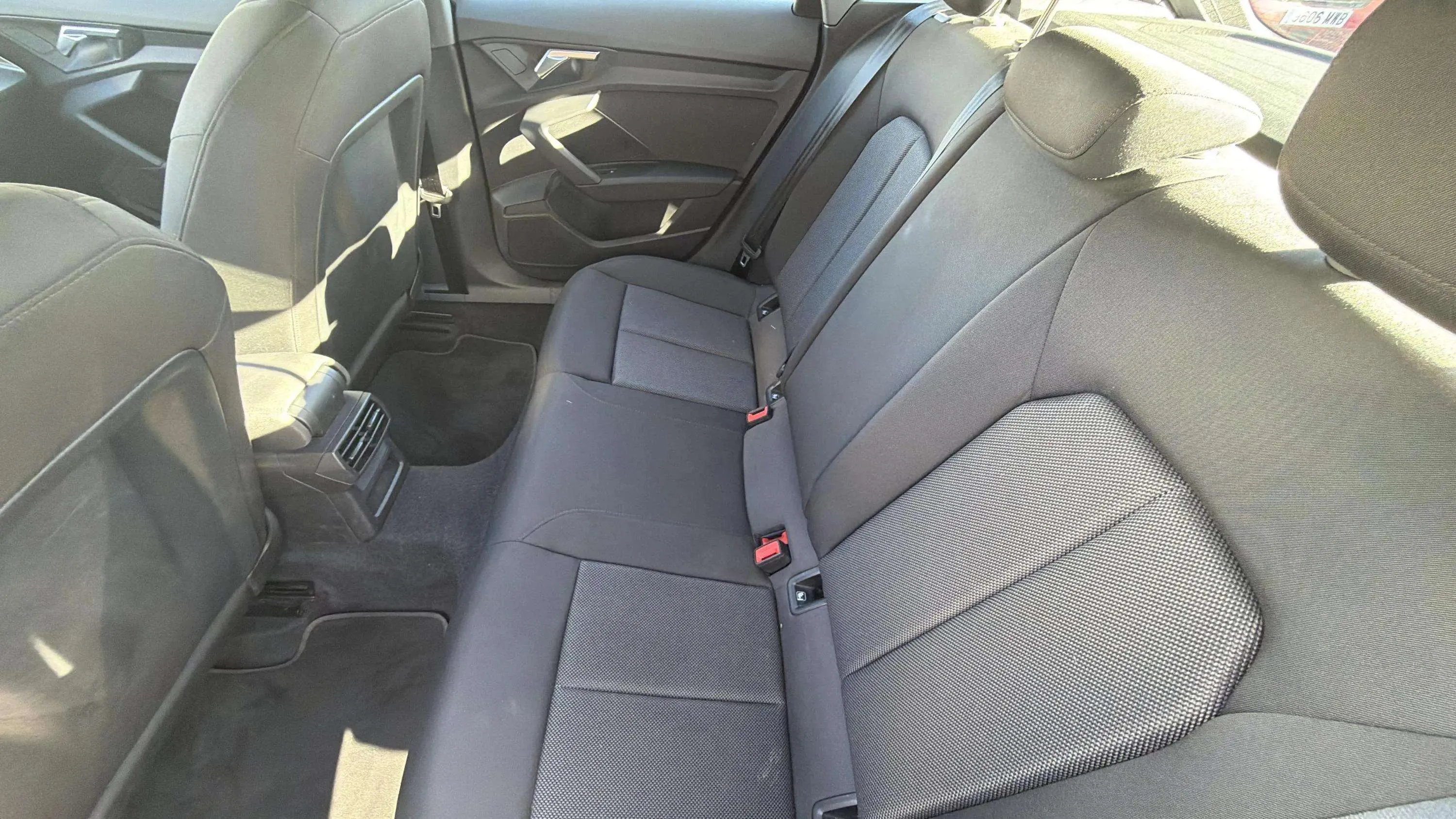 Audi A3 Sportback 30 TFSI S tronic - foto 17